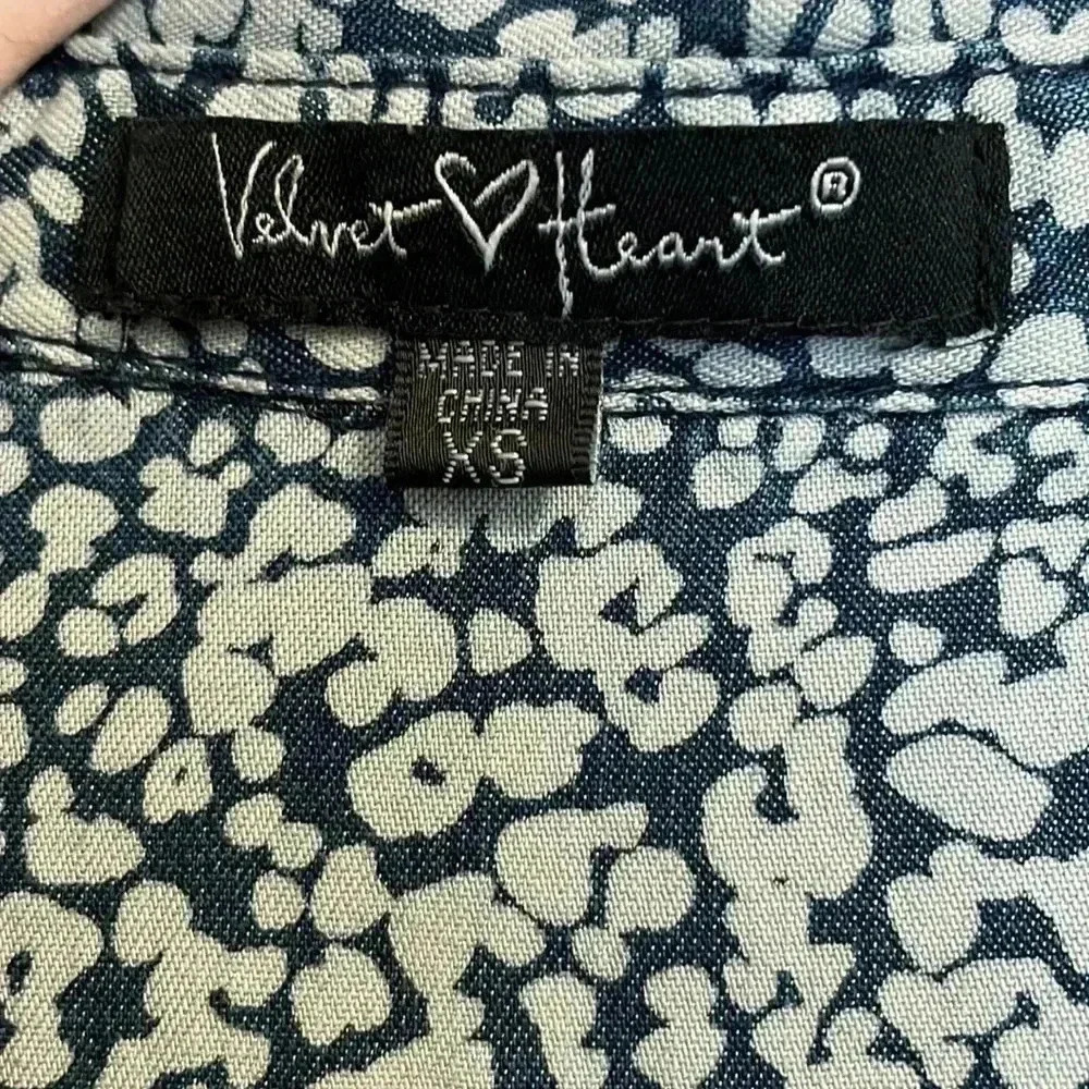 Velvet Heart Shirt dress - Picture 3 of 4